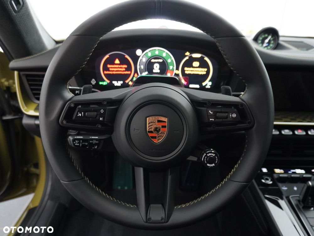 Porsche 911 Carrera T-Hybrid Spirit 70 - 32