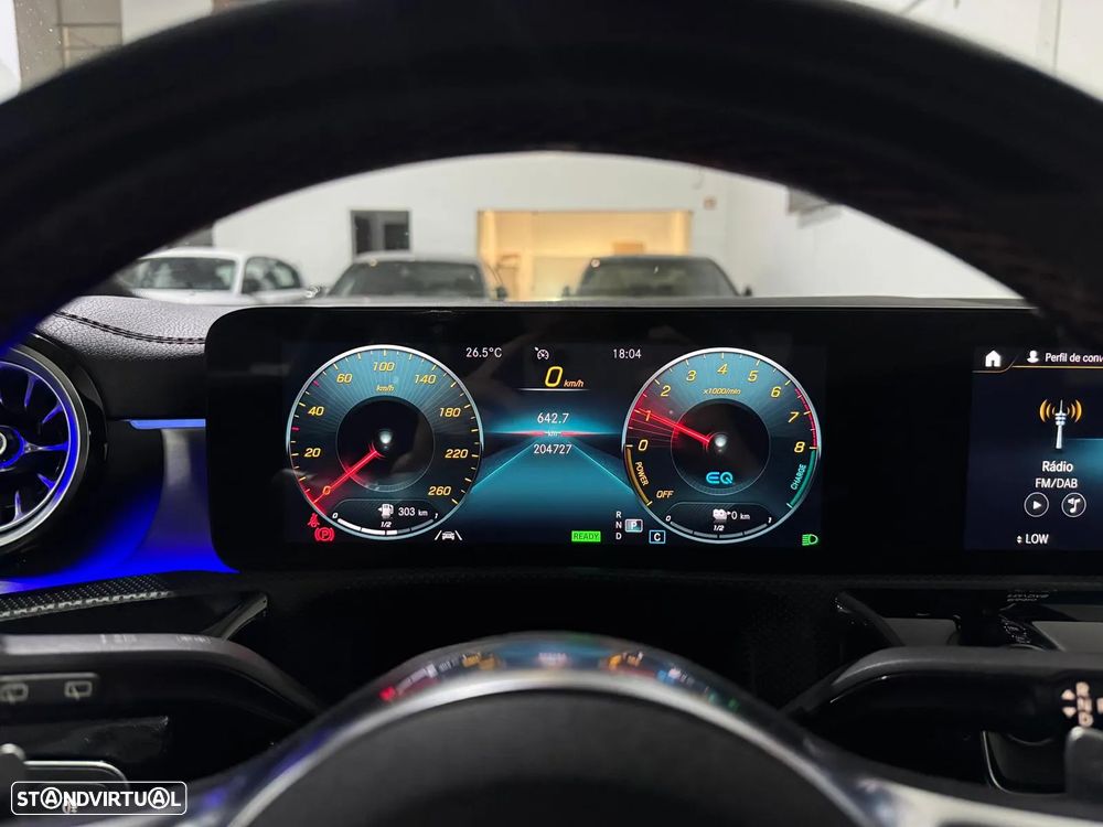 Mercedes-Benz A 250 e AMG Line - 18