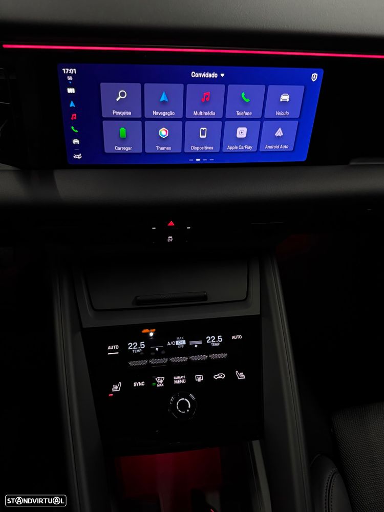 Porsche Macan Electric - 15