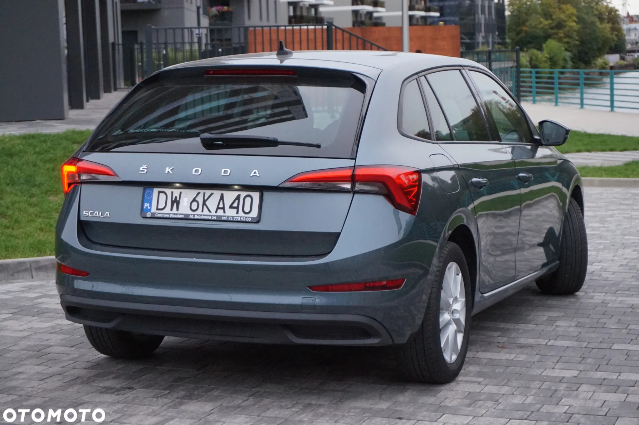 Skoda Scala ver-1-0-tsi-ambition - 10