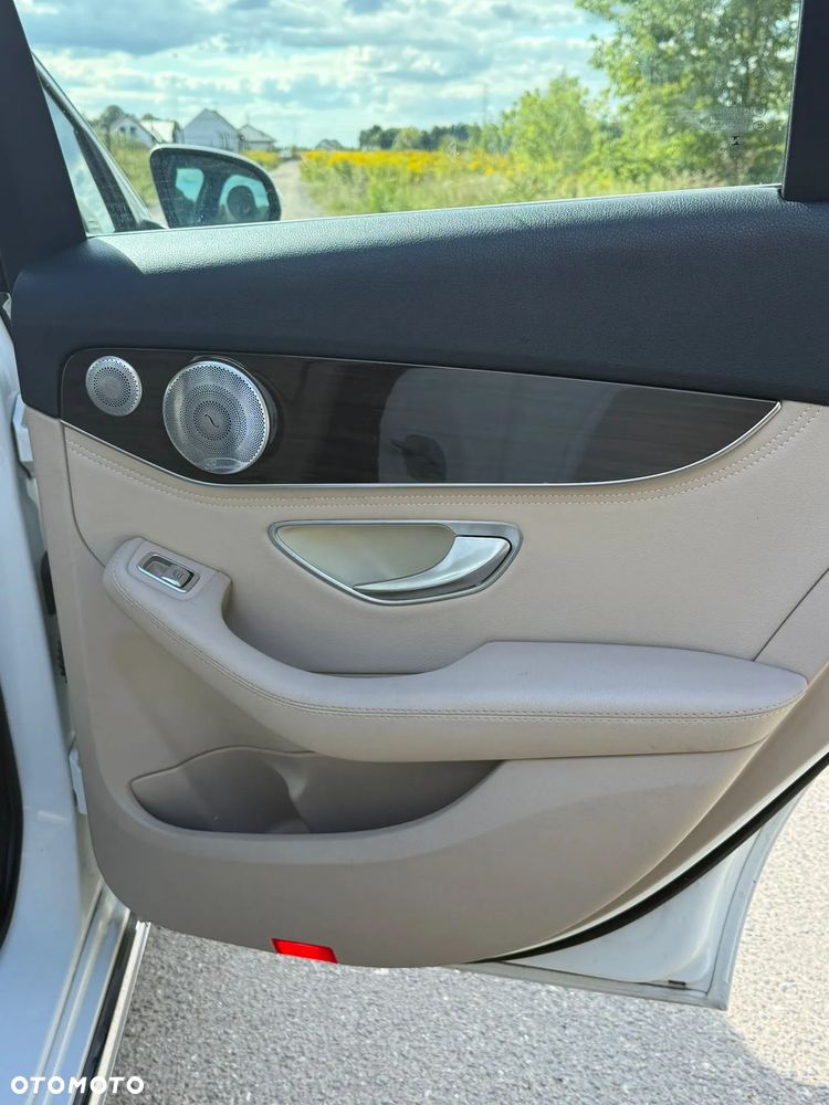 Mercedes-Benz Klasa C 300 7G-TRONIC Avantgarde - 11