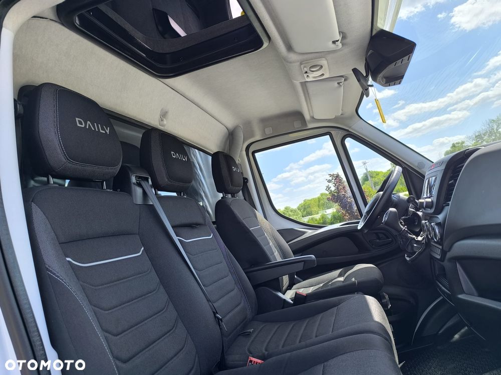 Iveco Daily 50C18, Sypialnia 6.10m, 15 Palet, 2x Firana + Zsuwany dach, Drzwi z tyłu! - 20
