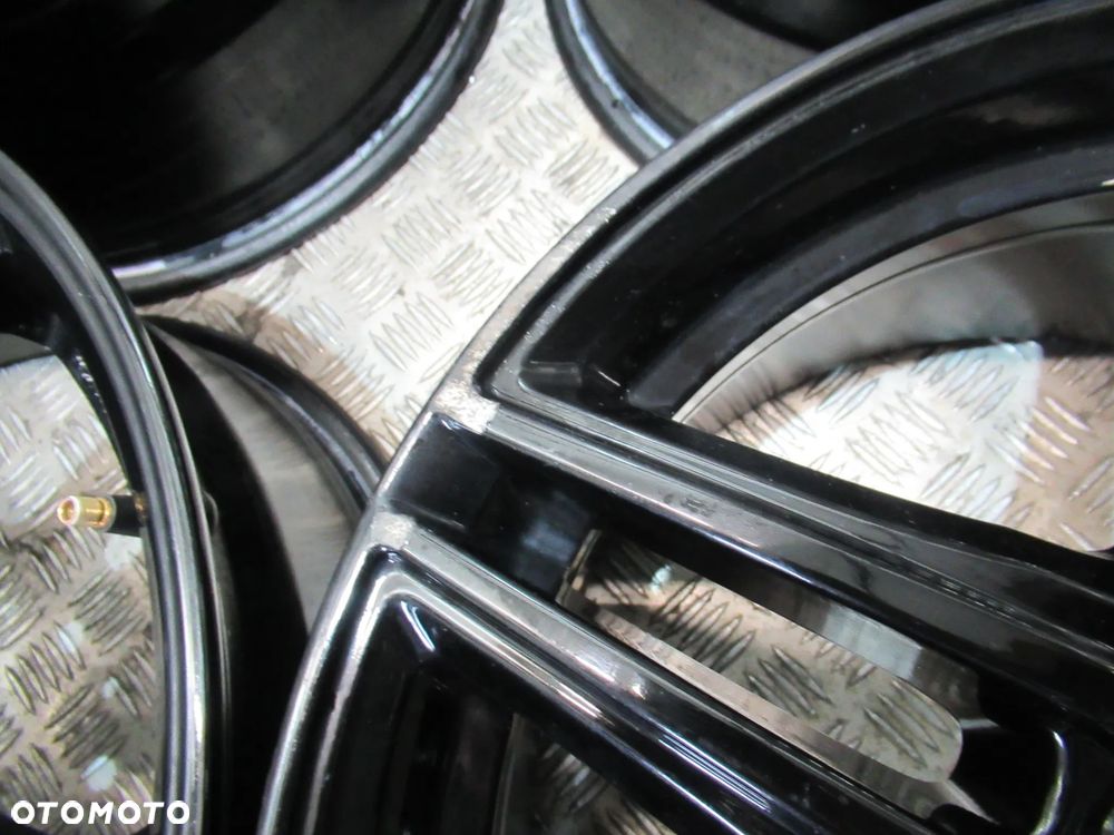 Felgi Vw Golf Passat Tiguan T-Roc Skoda Karoq Kodiaq Yeti Superb Octavia Audi A3 A4 7,5Jx17 et36 5x112 - 7
