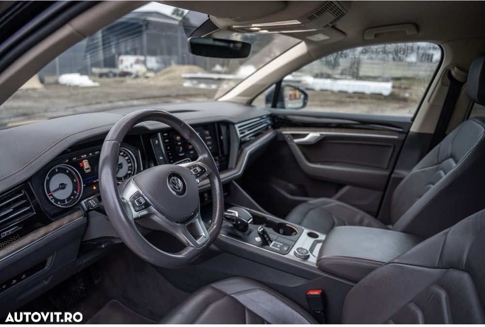 Volkswagen Touareg V6 TDI Style - 17