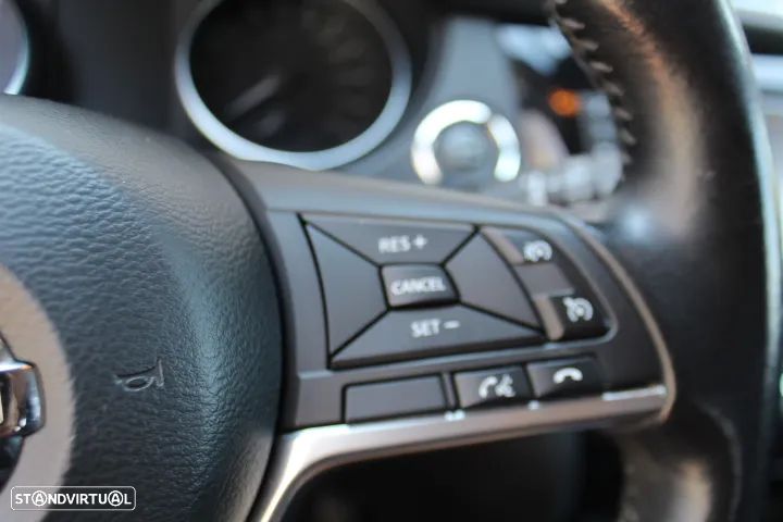 Nissan Qashqai 1.5 dCi Tekna - 33