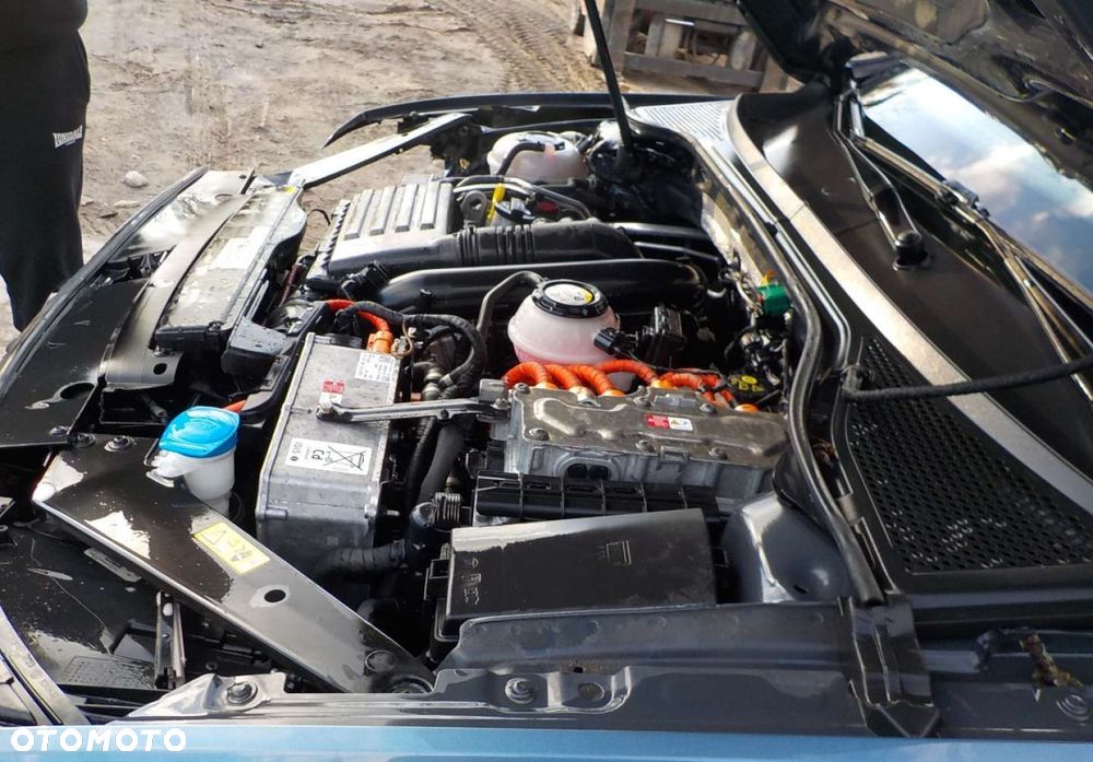Volkswagen Passat - 9
