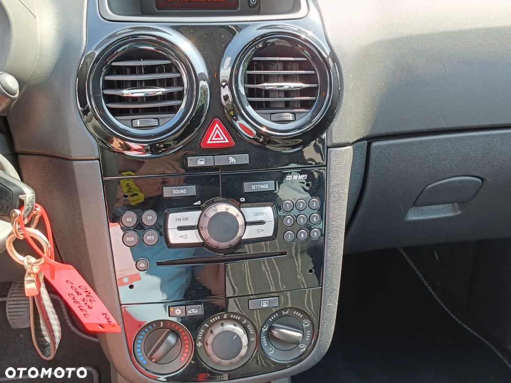 Opel Corsa - 20