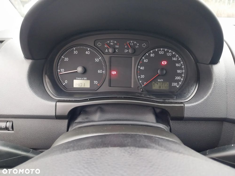 Volkswagen Polo 1.6 United - 13