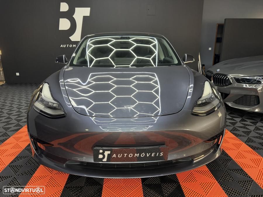 Tesla Model 3 Standard Range Plus RWD - 3