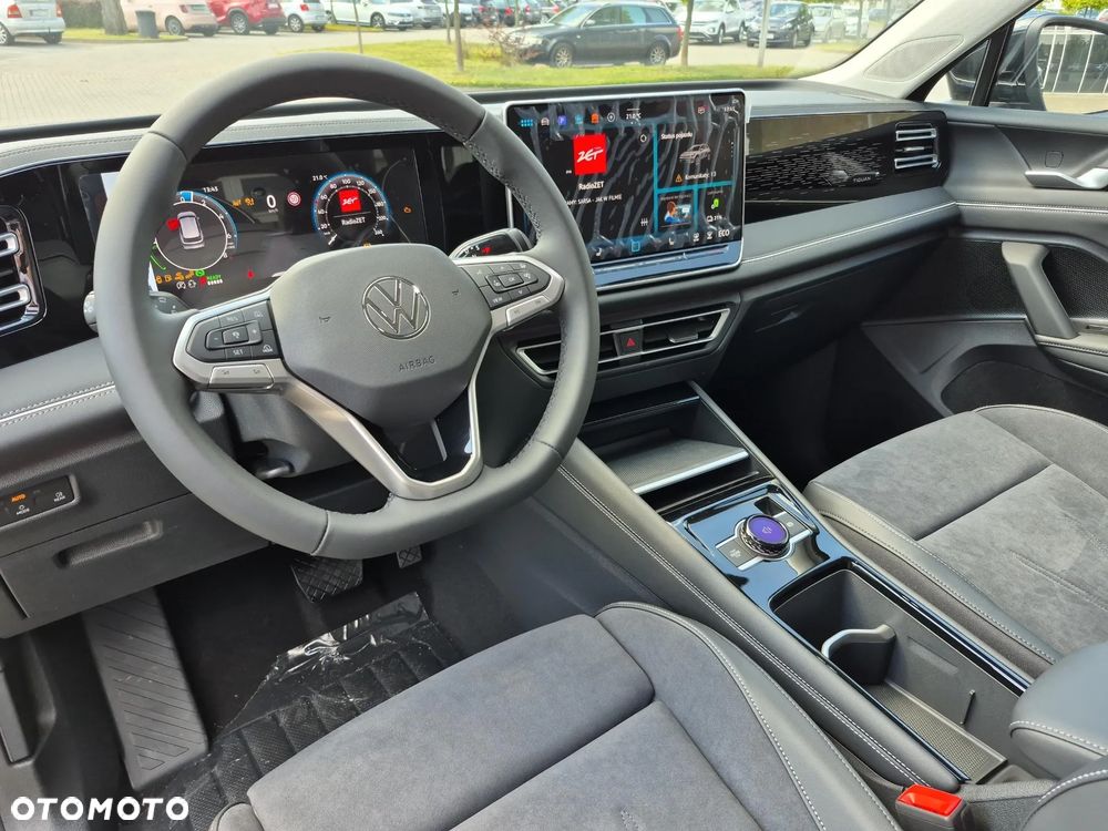 Volkswagen Tiguan - 9