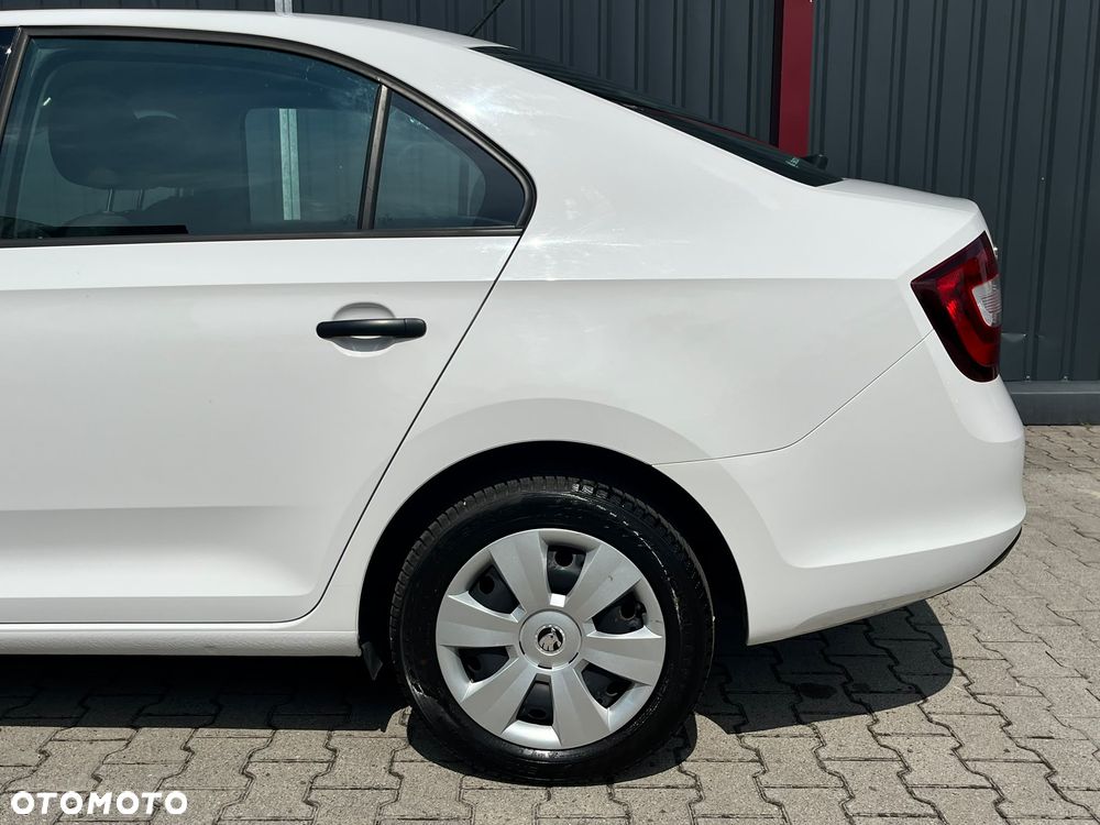 Skoda RAPID 1.0 TSI Active - 22