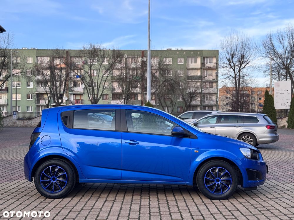 Chevrolet Aveo 1.2 LT+ - 30