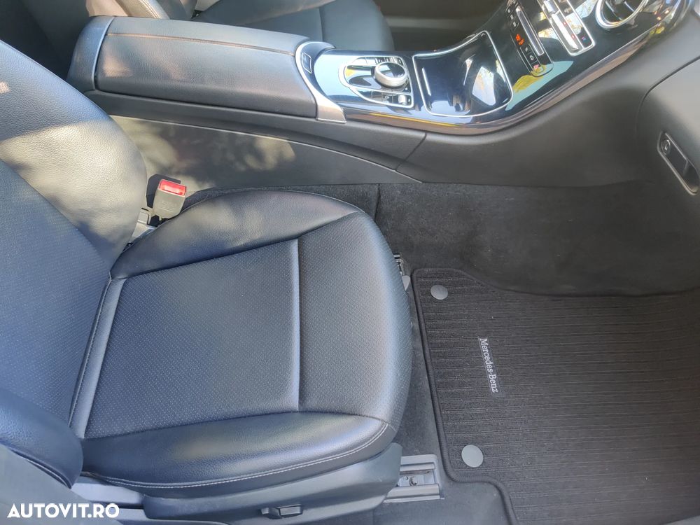 Mercedes-Benz C 220 d MHEV - 13