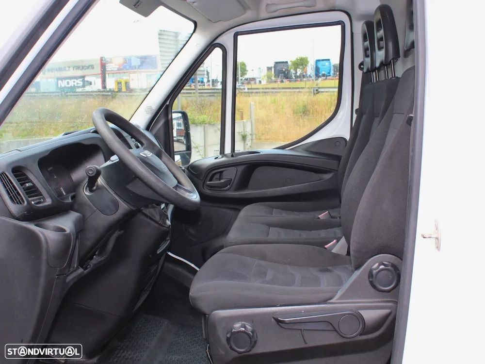 Iveco Daily 2.3 35S16D com IVA - 13