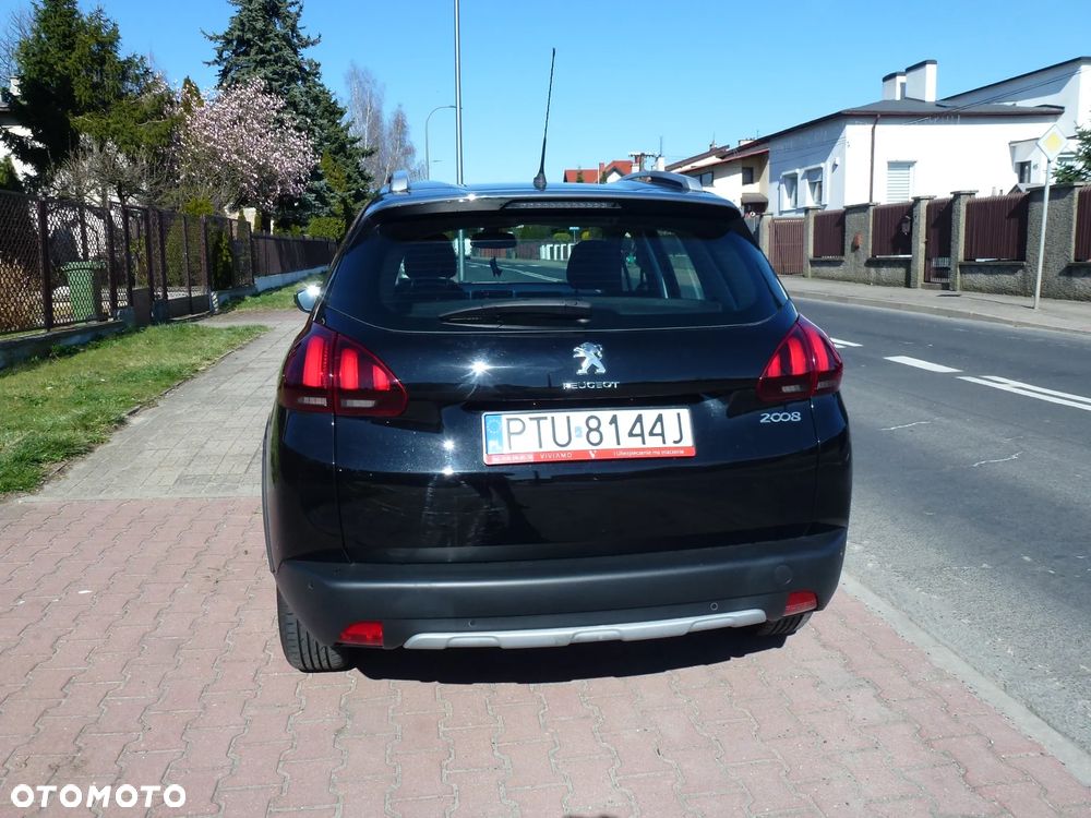 Peugeot 2008 BlueHDi 100 STOP & START Style - 5