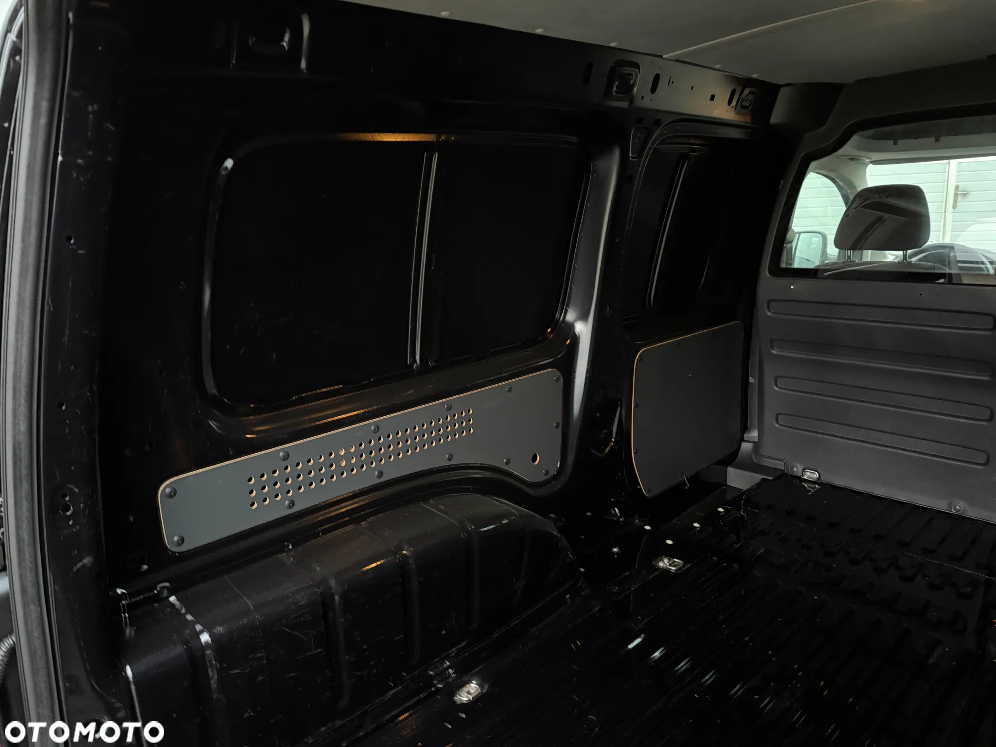 Volkswagen Caddy Przedłużony - 15