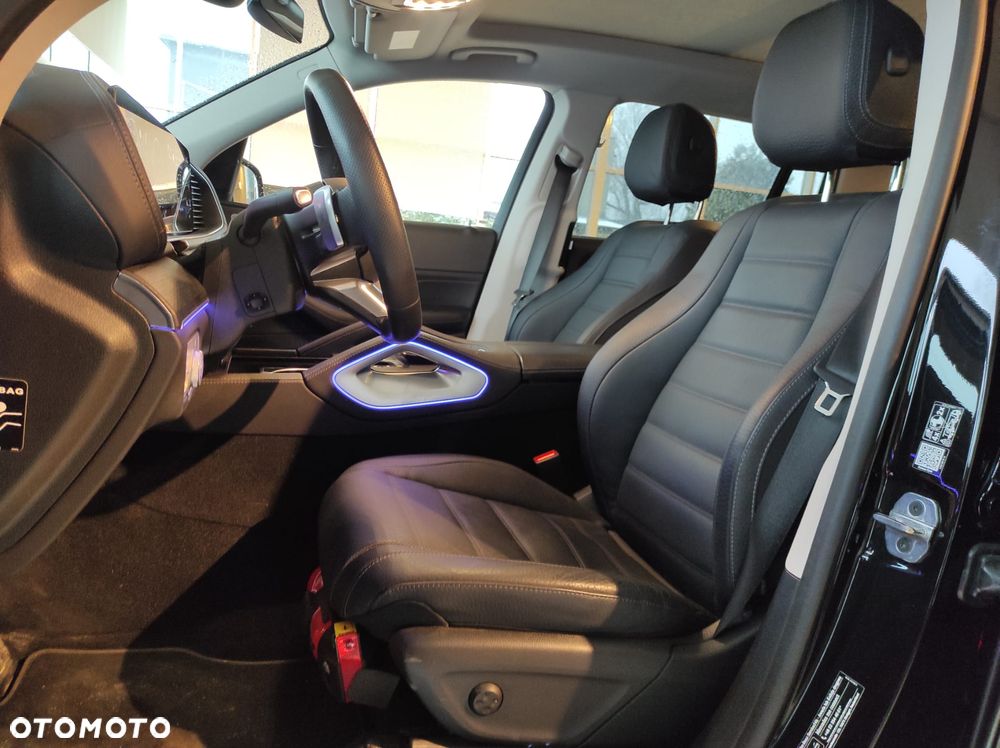 Mercedes-Benz GLS - 17