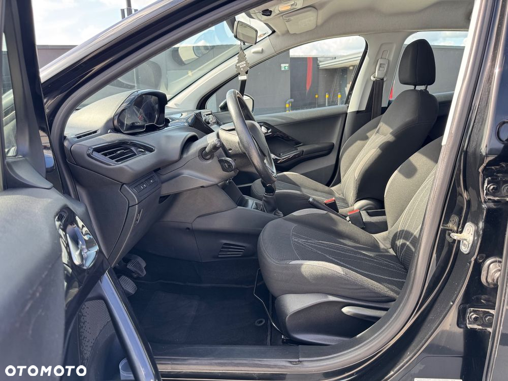 Peugeot 208 1.6 e-HDi Active STT - 9