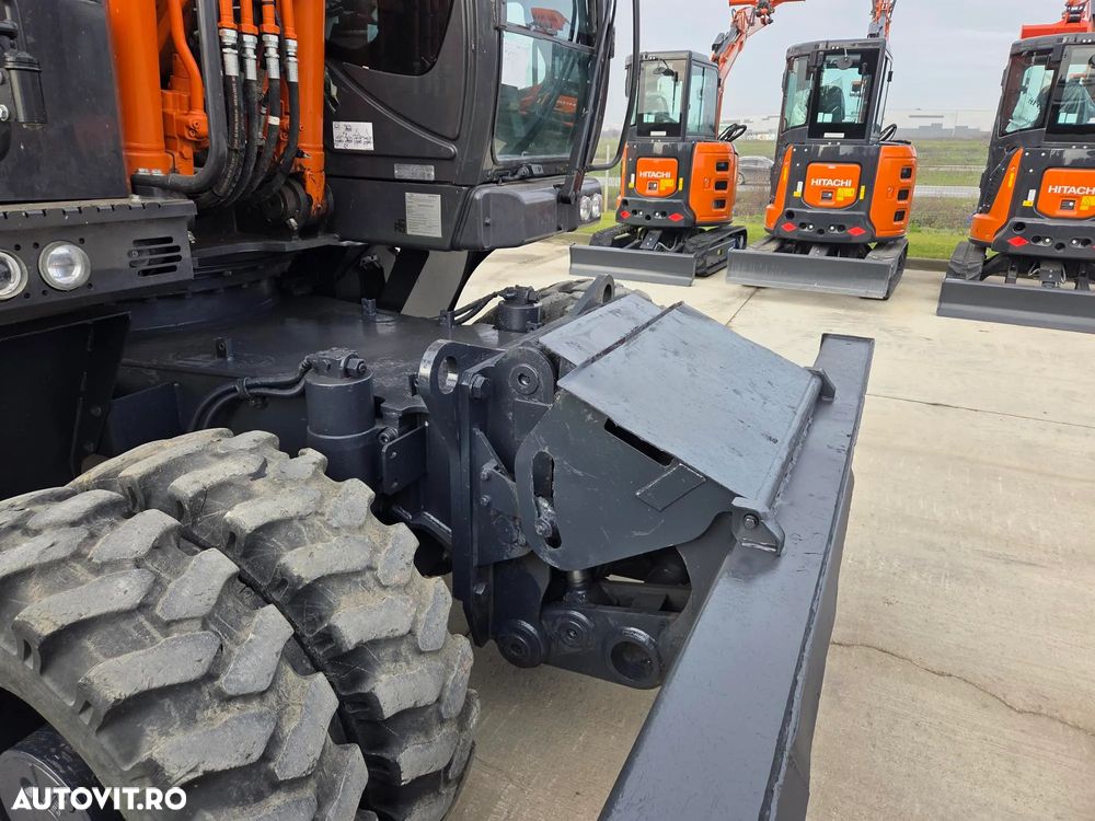 Hitachi PE ROTI, 20t, Cupa NOUA 1,2mc, 2022, 4.565h, LAMA NIVELARE si CALE, inst picon pe brate, consum mediu 7 litri pe ora, Ad sapare 6m, ridica 7 tone, latime 2,49m, Inst picon, camera spate, camere laterale, ULTIMA GENERATIE seria 7,  PROMOTIE-116.900Eur - 20