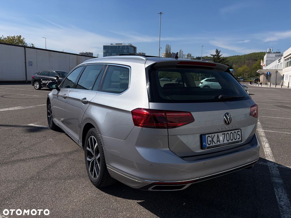 Volkswagen Passat 2.0 TSI Elegance DSG - 5