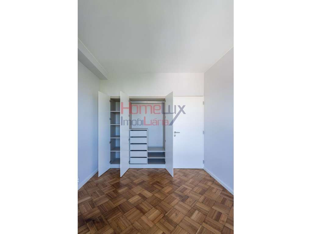 Apartamento T3+1 no Porto - Grande imagem: 5/16