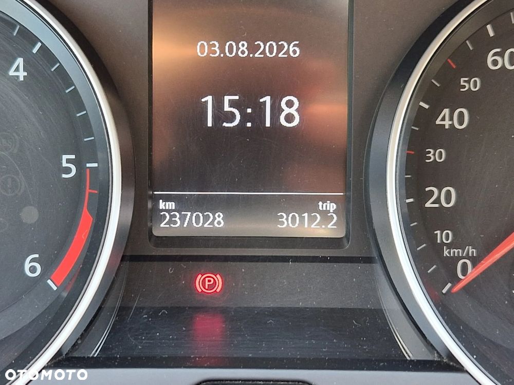 Volkswagen Passat 1.6 TDI (BlueMotion Technology) Trendline - 24