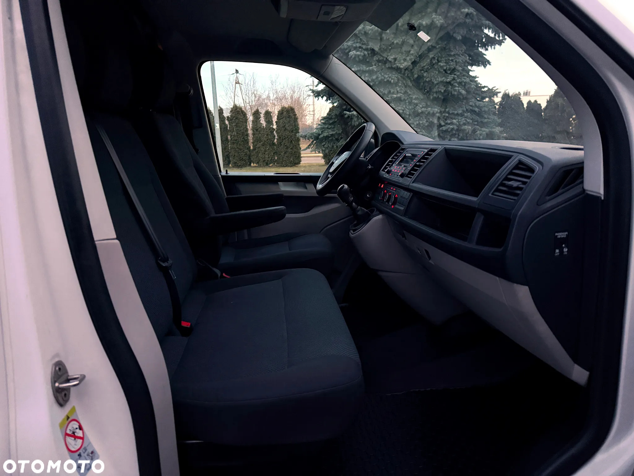 Volkswagen Transporter - 17