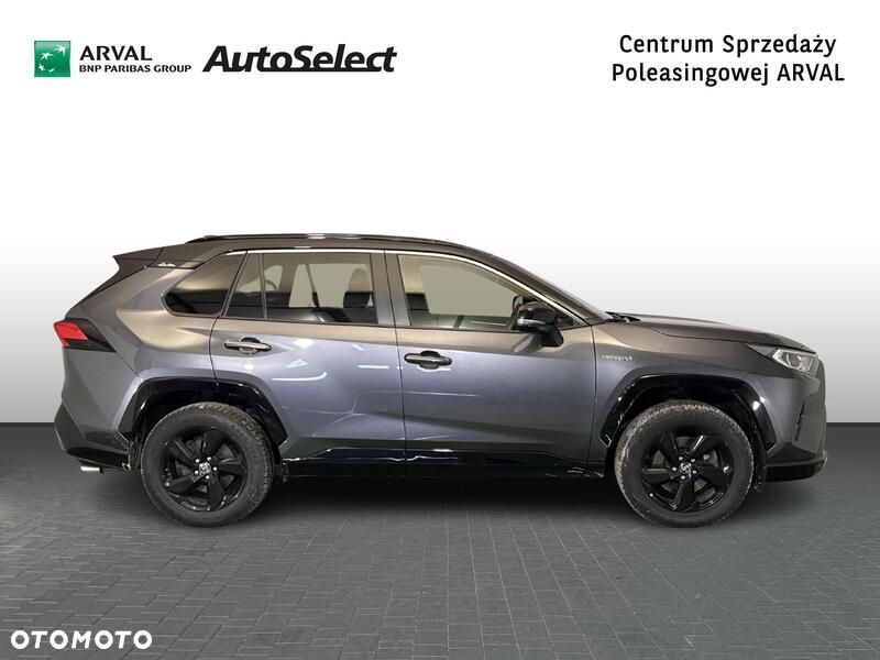 Toyota RAV4 - 7