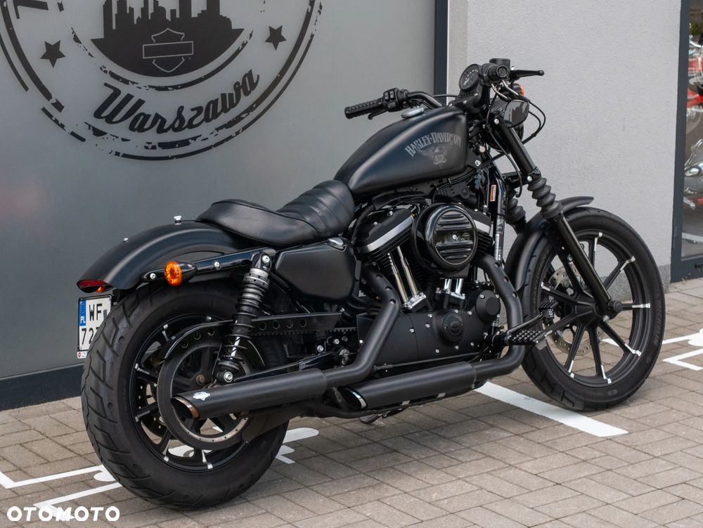 Harley-Davidson Sportster Iron 883 - 3