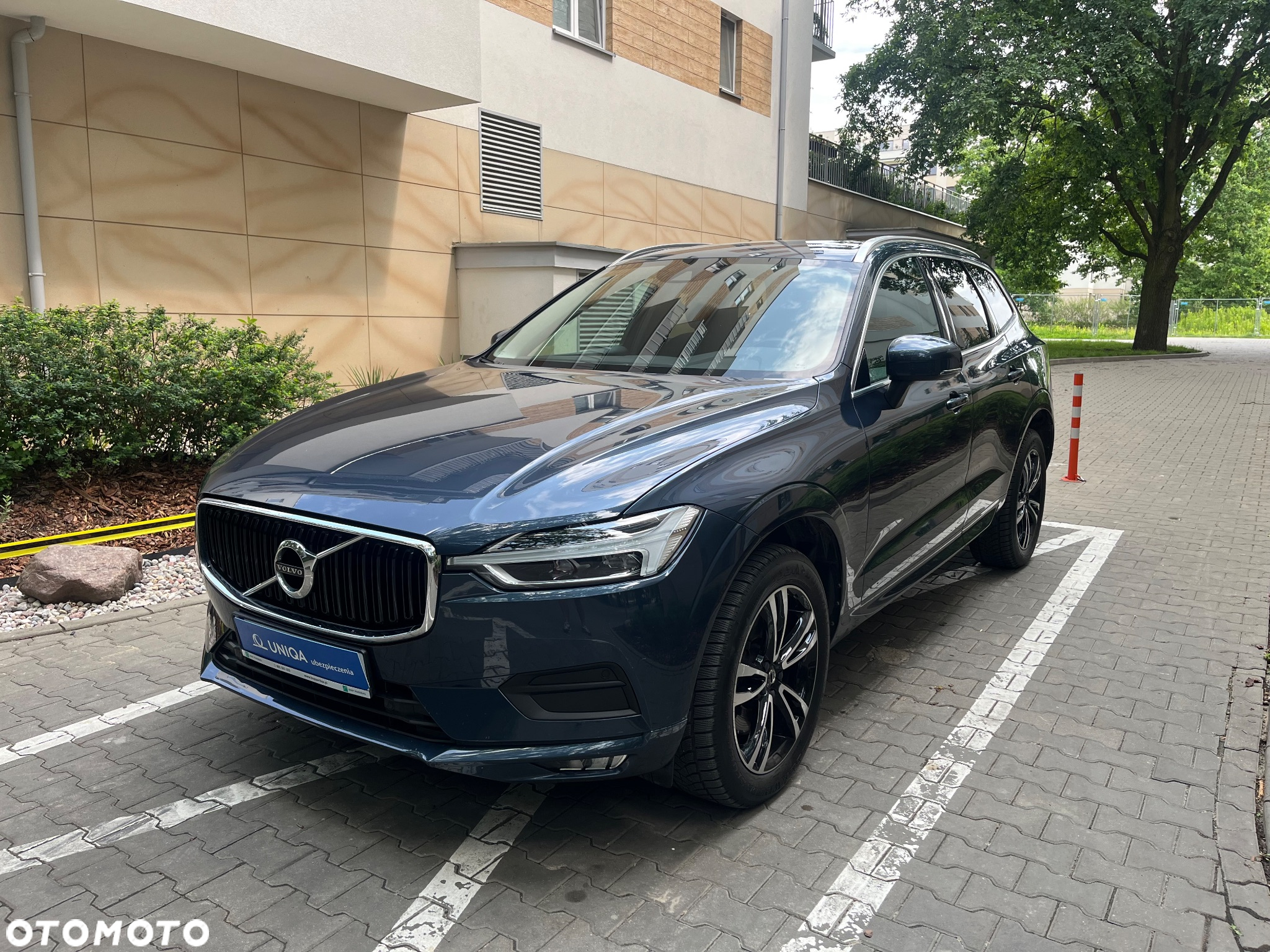 Volvo XC 60 D4 AWD Momentum - 3