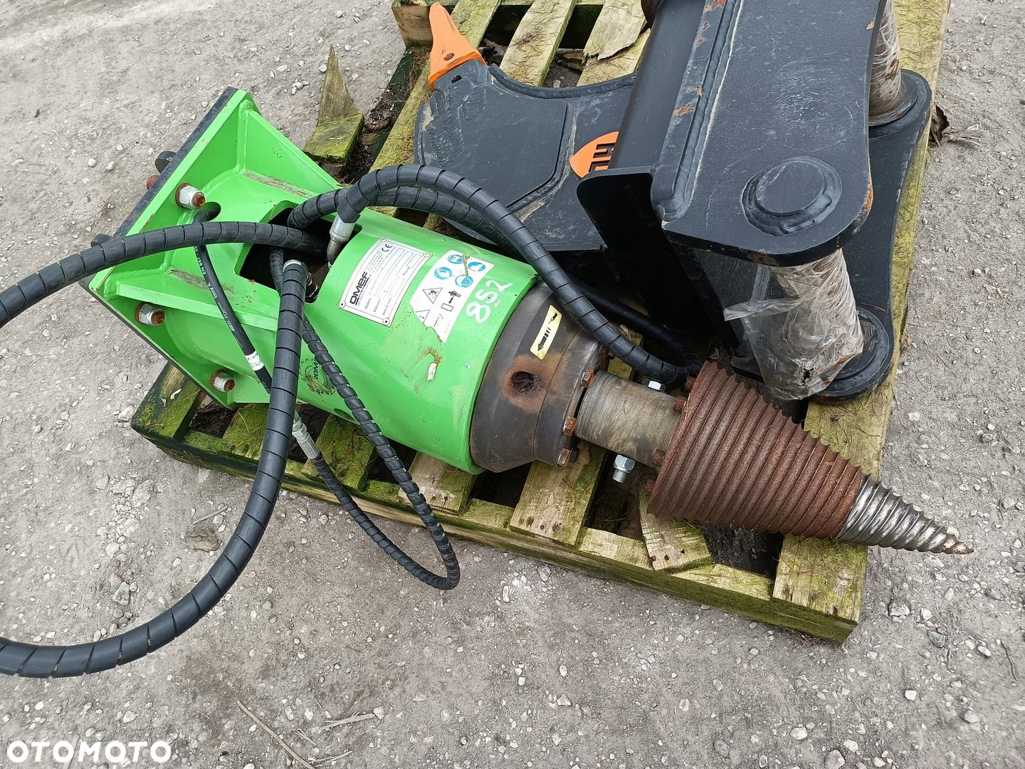 Łuparka hydrauliczna stożkowa ŚWIDER DO drewna pni korzeni OMEF SPV2 110 - 5