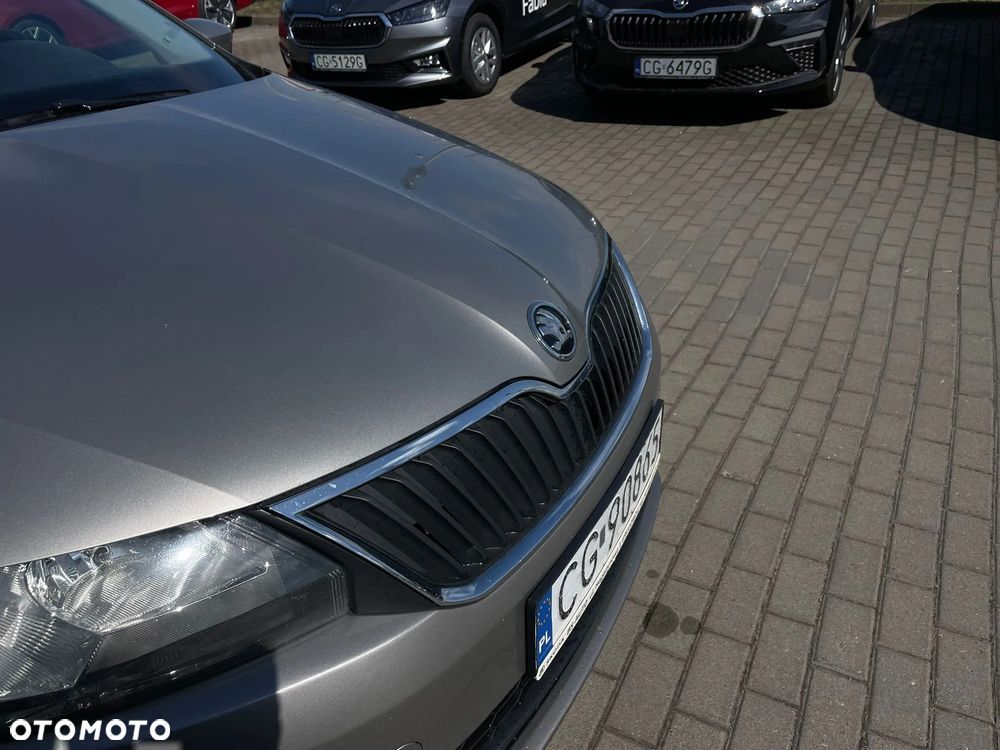 Skoda RAPID 1.2 TSI Ambition - 4