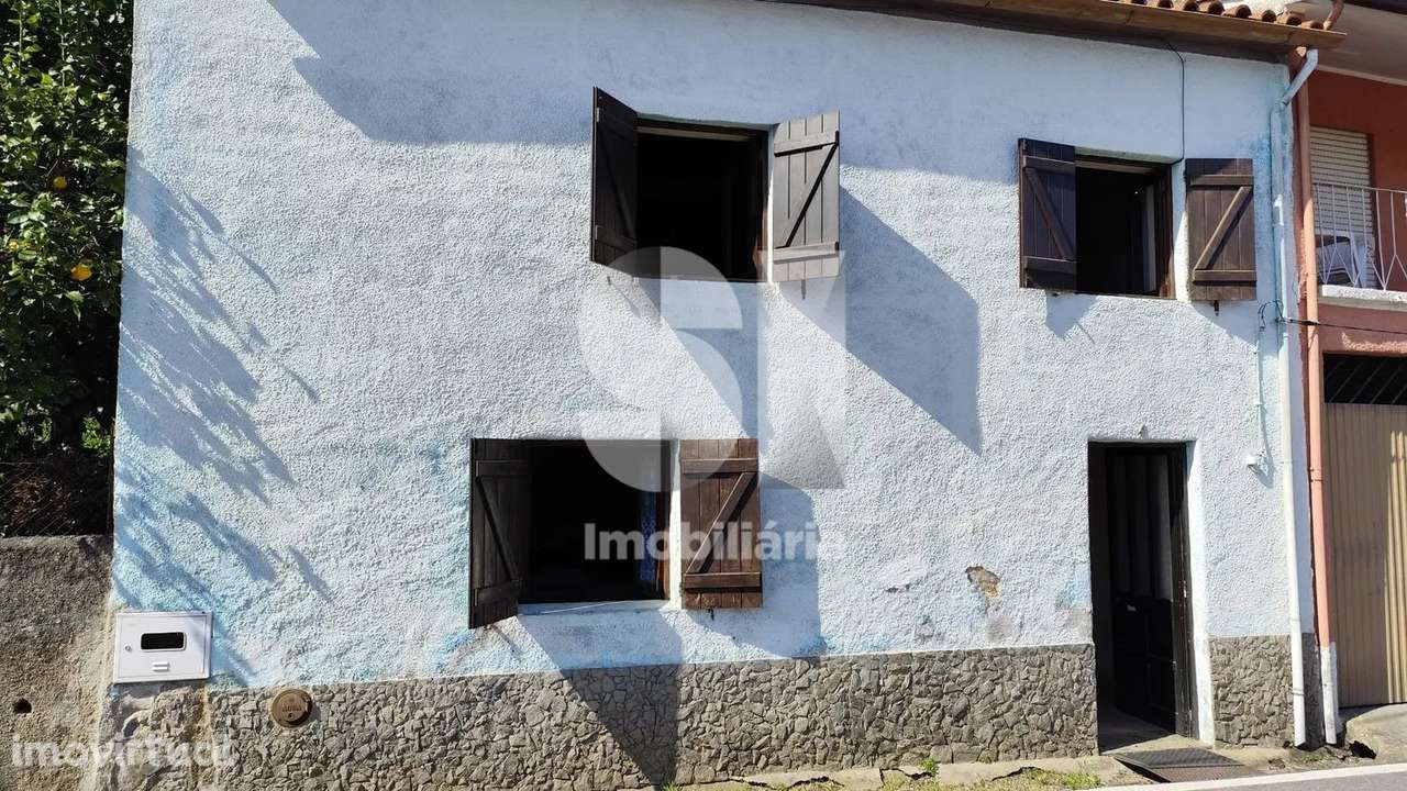 Moradia em Banda T3 - Grande imagem: 2/21