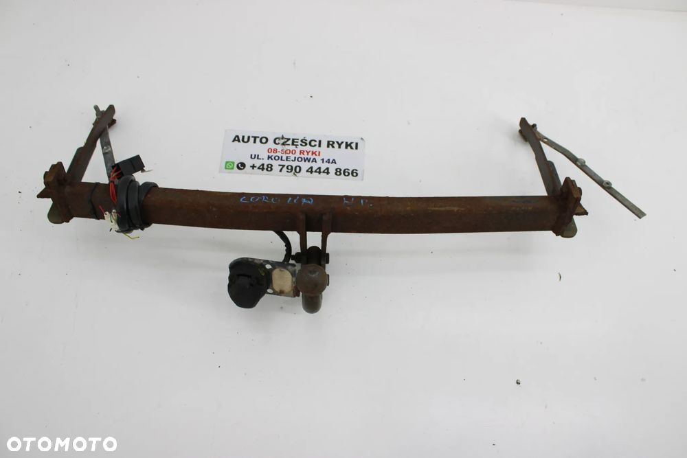 Toyota Corolla HB Hak Holowniczy - 1