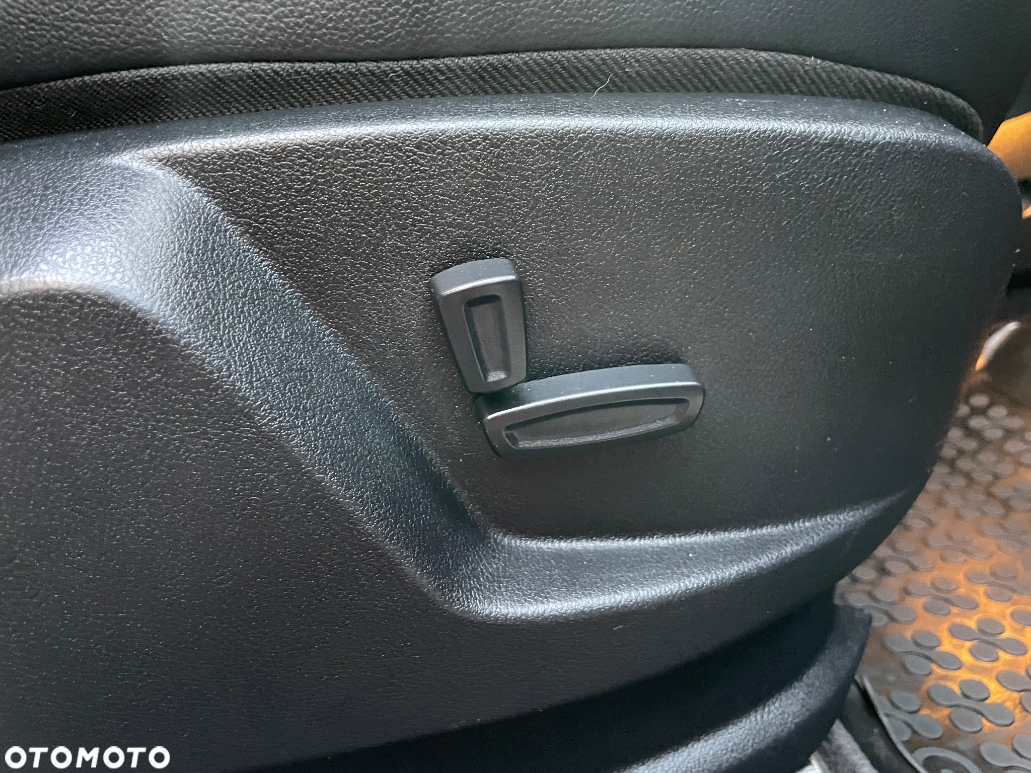 Ford S-Max 2.0 TDCi Titanium - 19