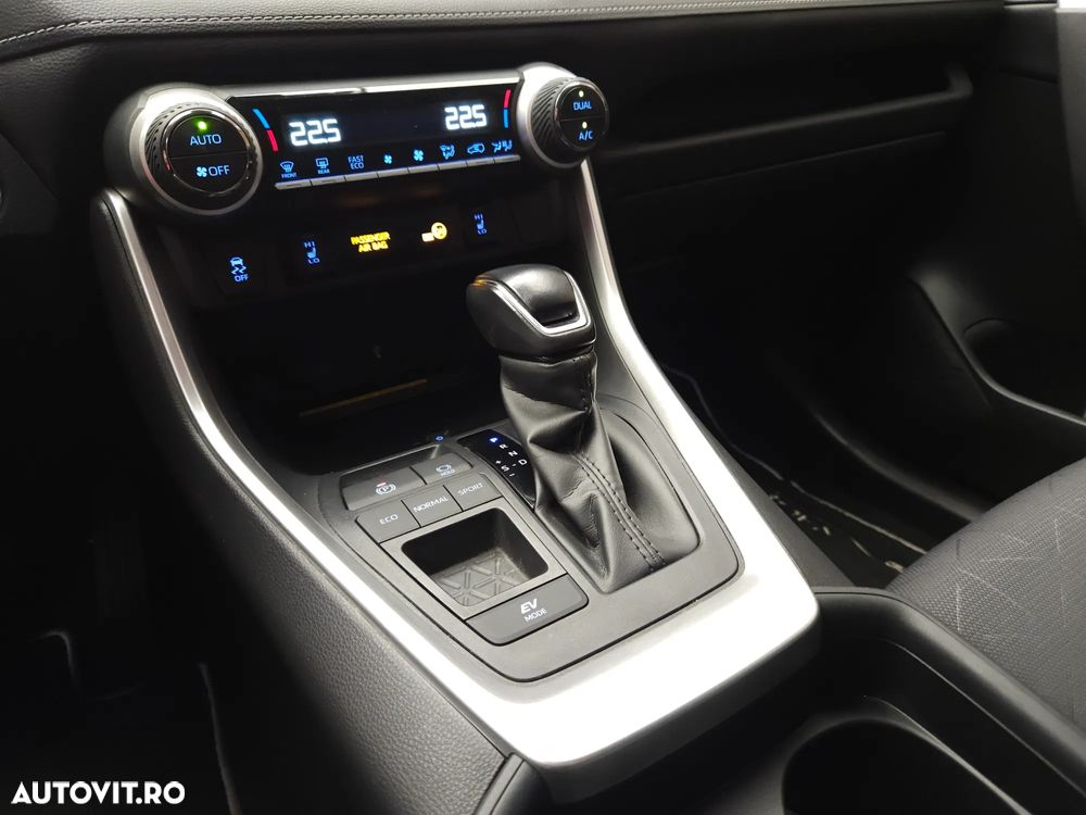 Toyota RAV4 2.5 Hybrid VVT-iE 4x2 Dynamic - 16