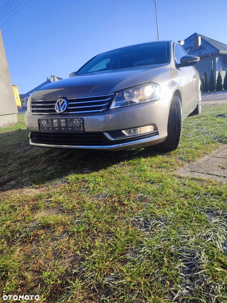 Volkswagen Passat 2.0 Blue TDI DPF Highline - 1