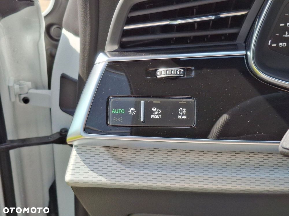 Audi Q8 - 36