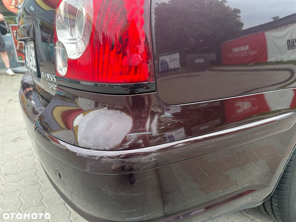 Toyota Avensis 2.2 D-4D Sol plus Premium - 6