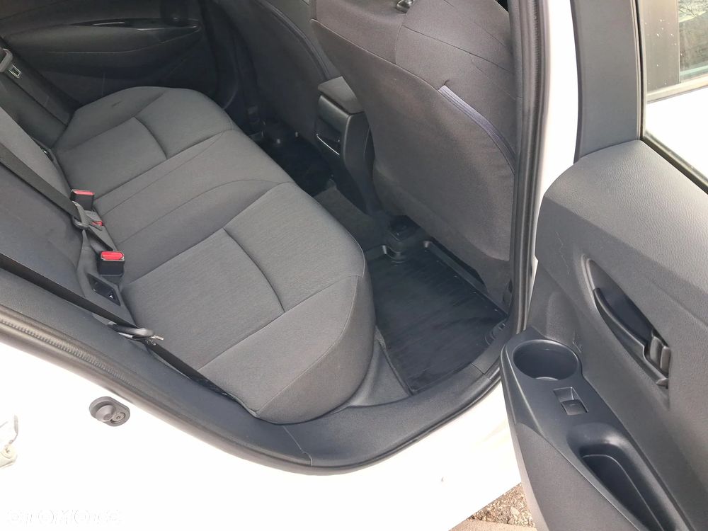 Toyota Corolla 1.2 T Active - 28