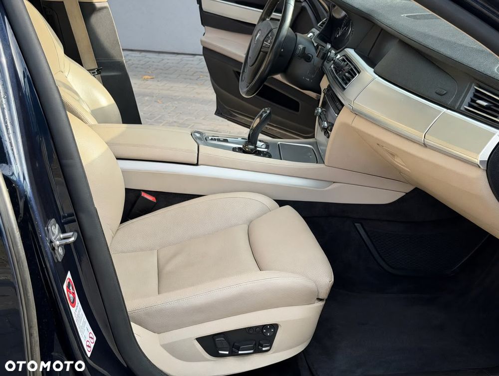 BMW Seria 7 730d - 6
