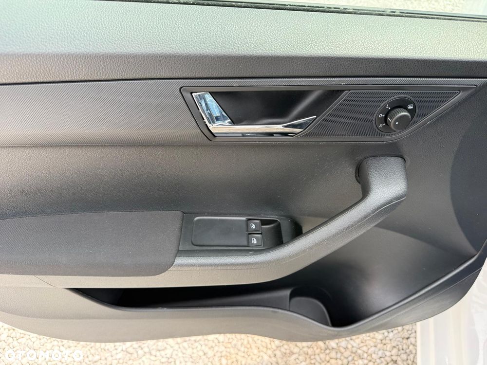 Skoda Fabia 1.0 TSI Ambition - 6