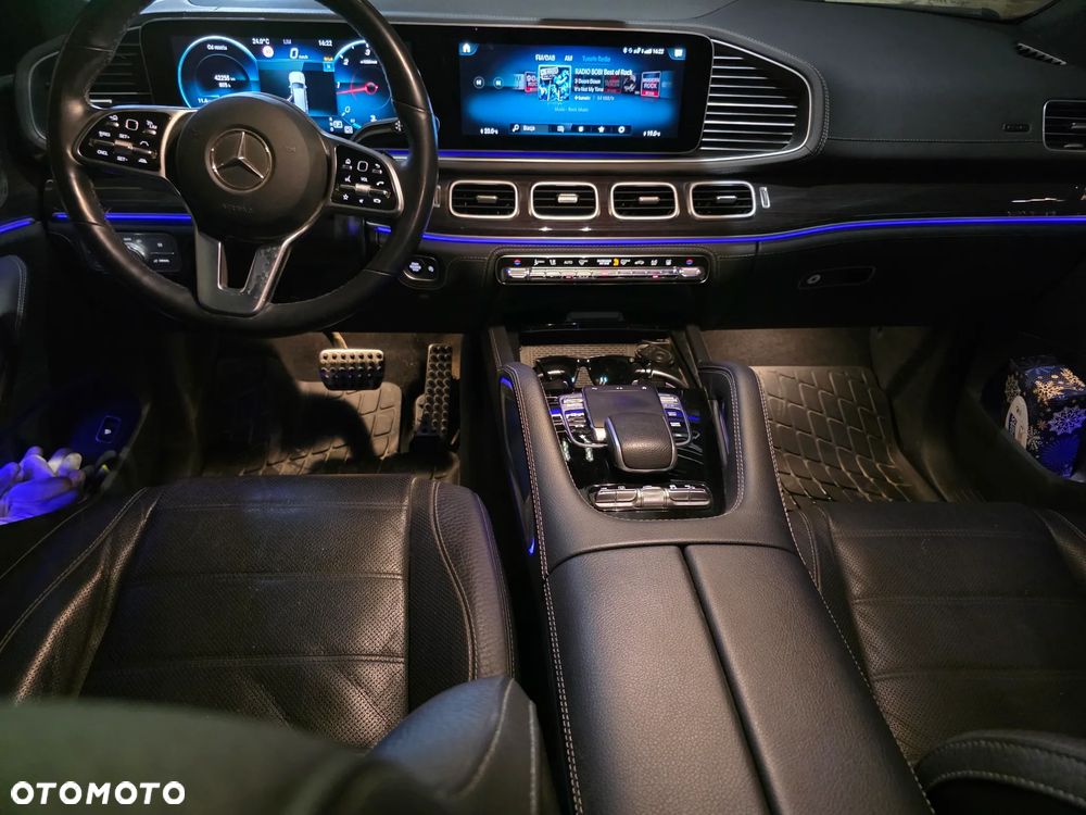 Mercedes-Benz GLS - 8