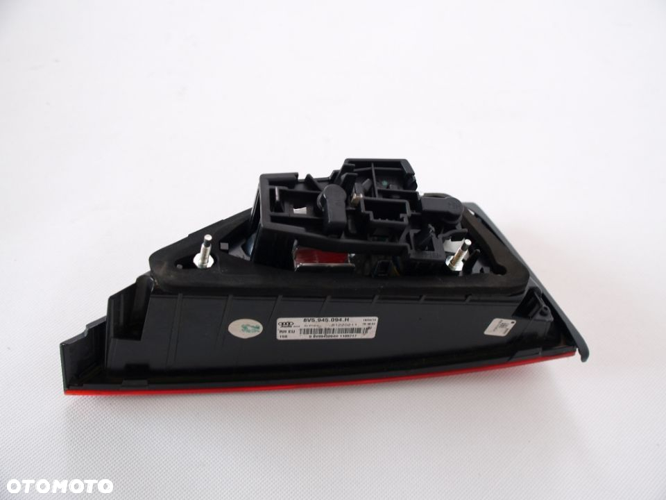 Image Audi A3 zadní pravé zadní světlo A 3 12r sedan 8V5945094K - 8V5 945 094 K