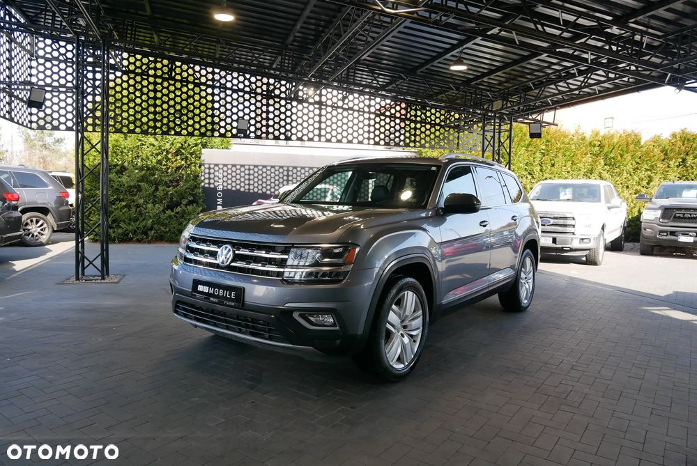 Volkswagen Atlas - 1