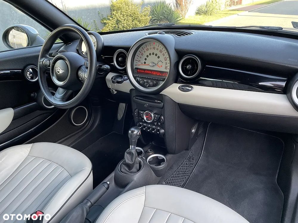MINI John Cooper Works - 30