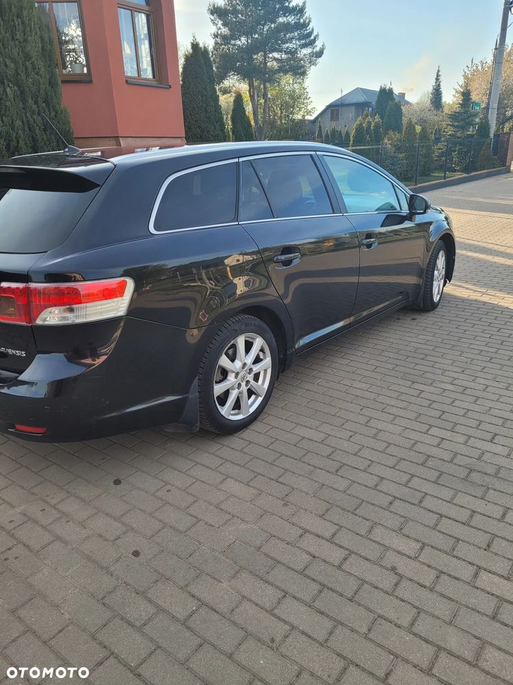 Toyota Avensis 2.0 Sol plus EU5 - 17