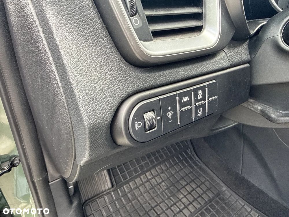 Kia Ceed 1.5 T-GDI M DCT - 21