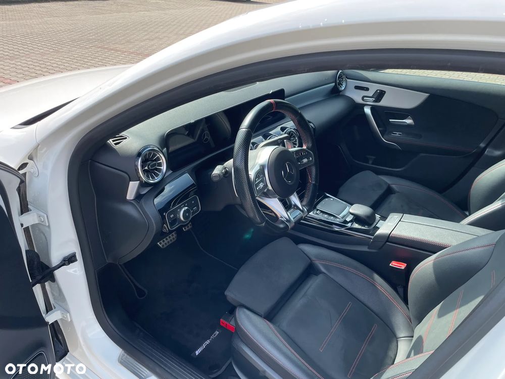 Mercedes-Benz Klasa A 35 AMG 4-Matic 7G-DCT - 12