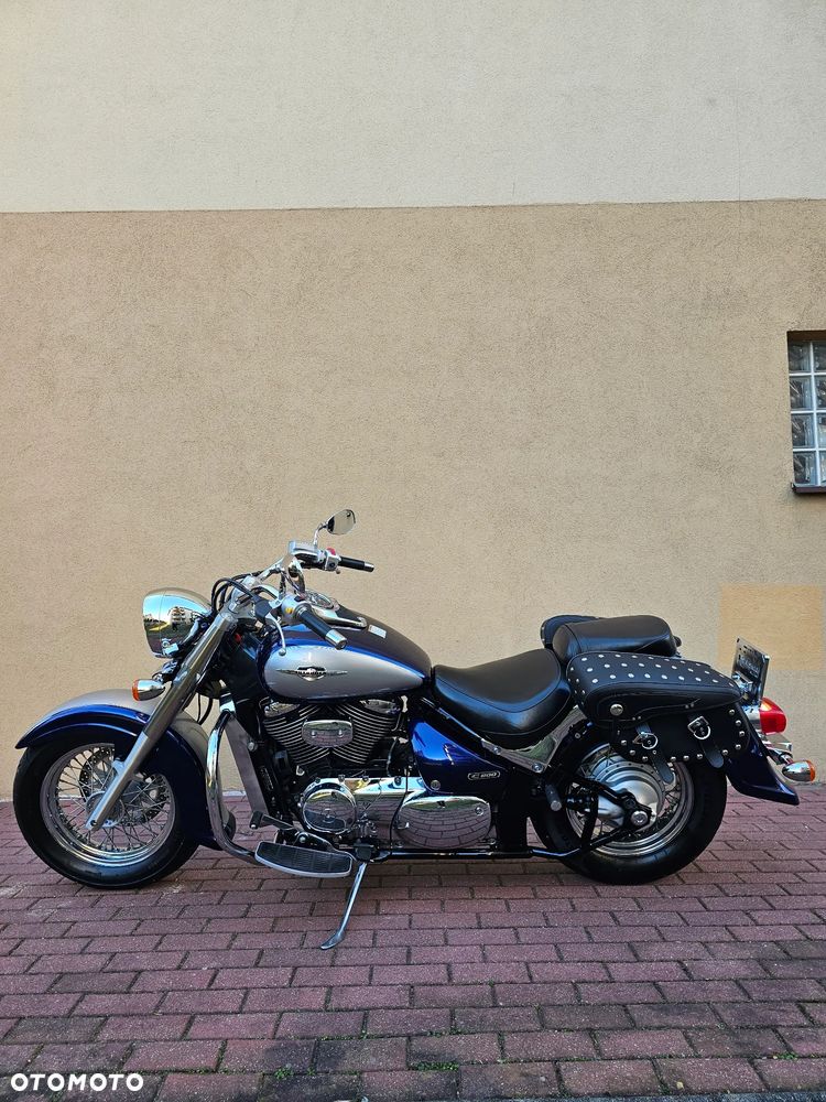Suzuki Intruder - 5